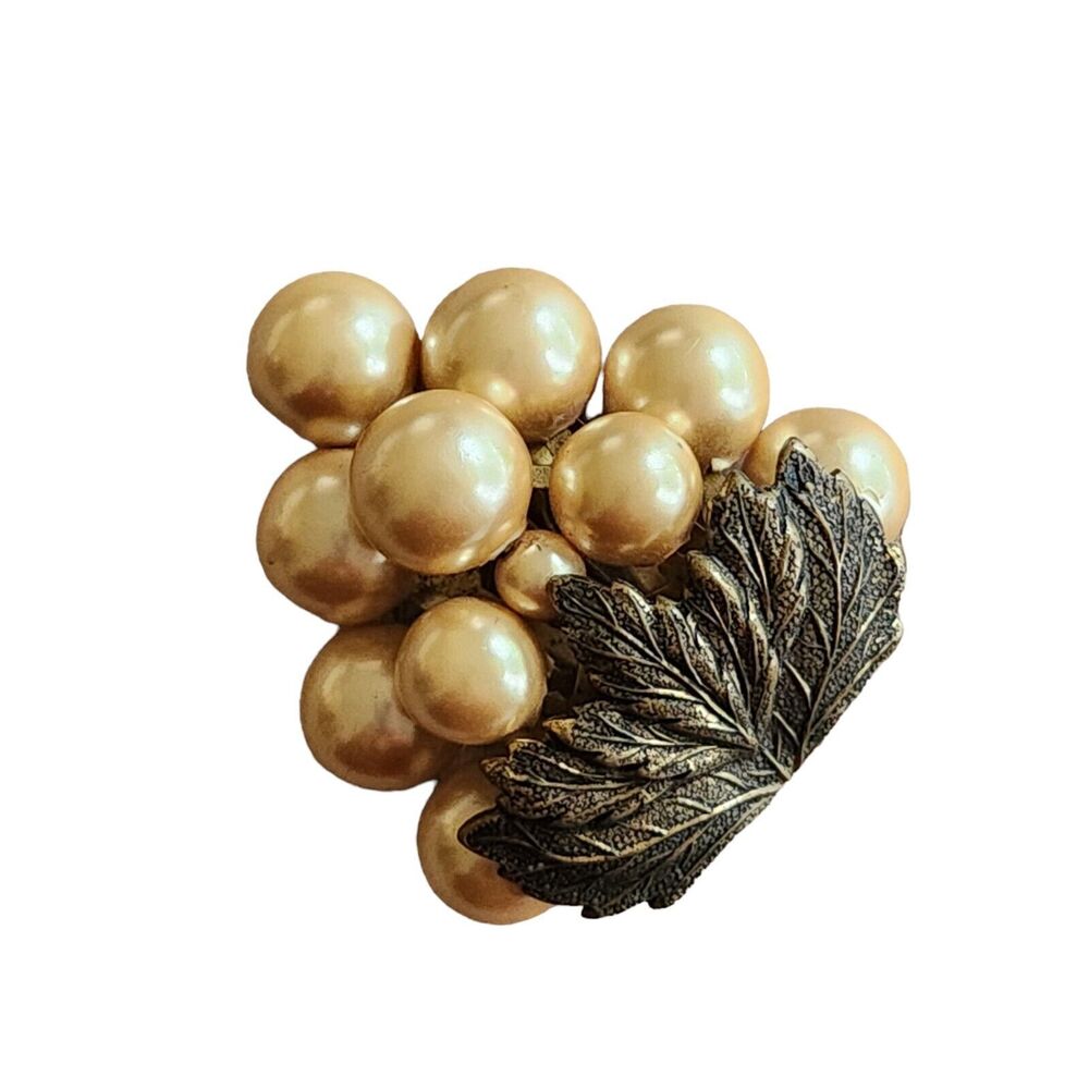 Vintage Faux Pearl Grape Cluster Fur Dress Clip 2"